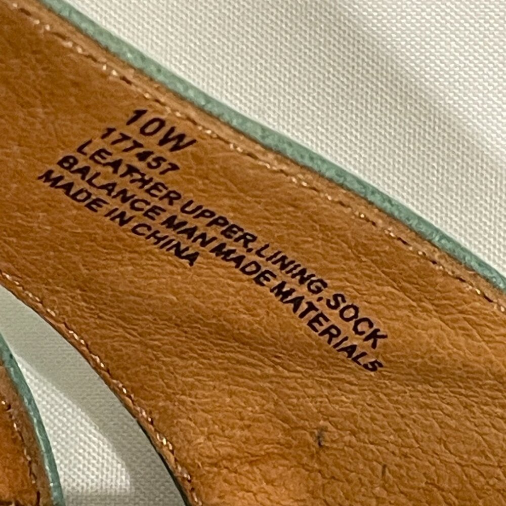 (NEW) SOFTSPOTS #177457 Leather Wedge Open Toe Slide w/ Flower Trim, Sage - 10W - Picture 6 of 13